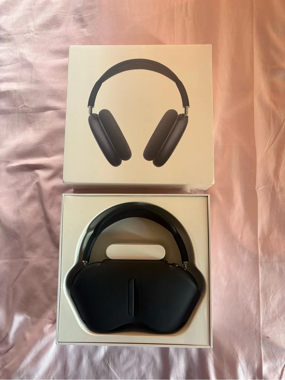 Apple Over‑Ear Wireless Headphones — Space Gray